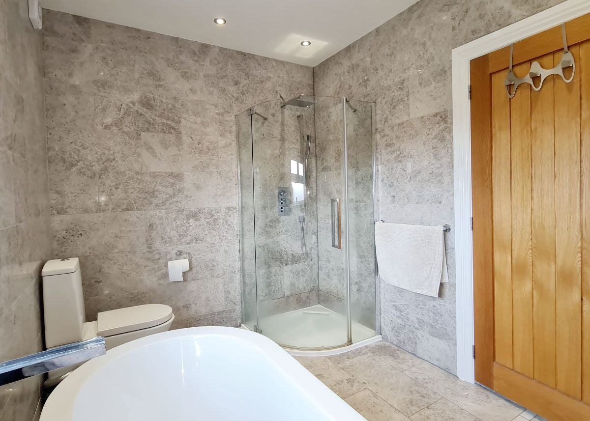 Room Higham Road in Rushden