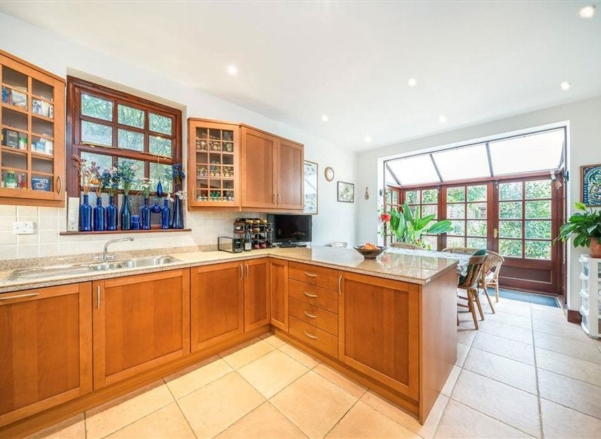 House Foxes Dale in Greater London