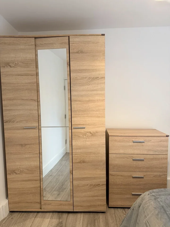 Room Union Road in Greater London