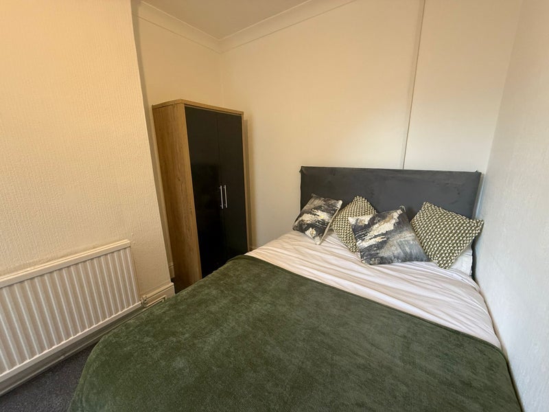Room Derby Street in Mansfield