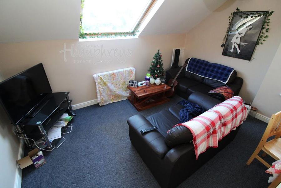 Flat Pickmere Road in Sheffield