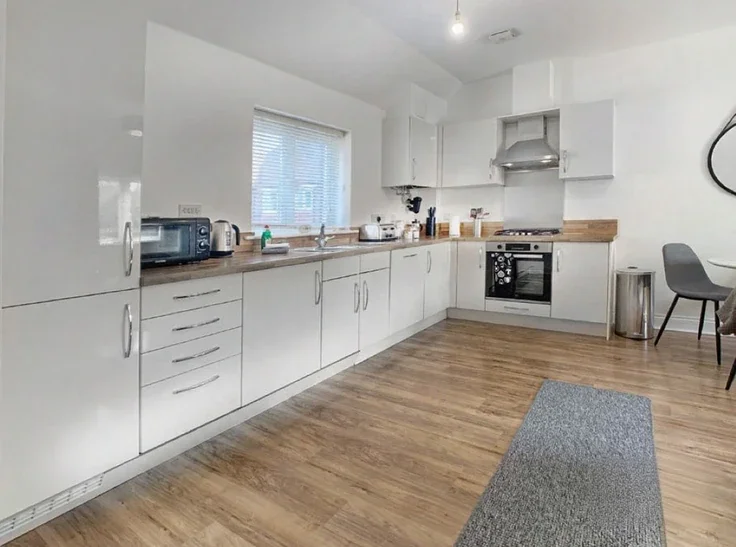 Flat Pipit Green in Bracknell