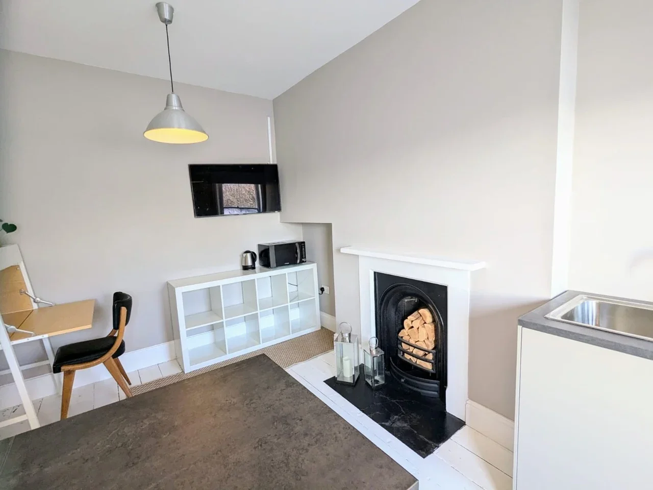 Flat Hall Road in Gravesham
