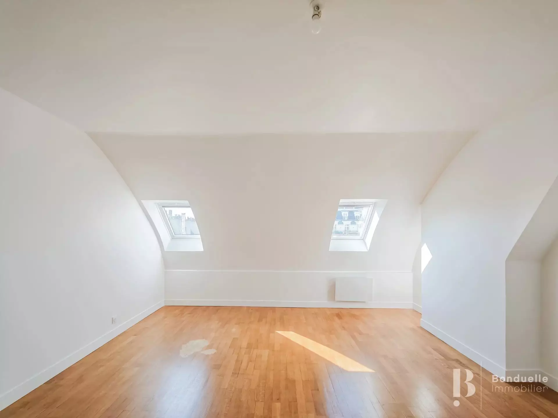 Appartement Rue La Boétie à Paris