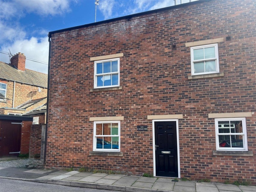 Flat Trafalgar Street in York