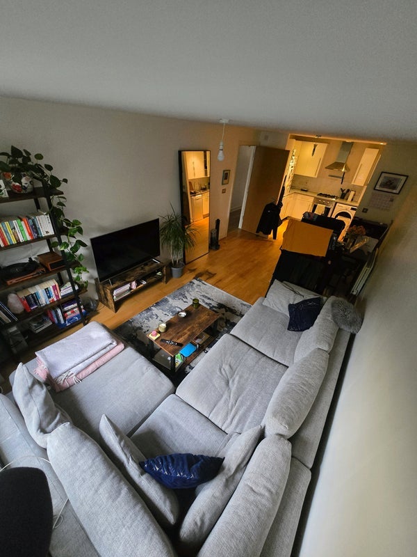 Flat Fairstead Walk in Greater London