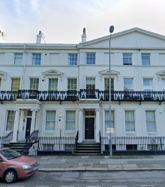 Flat Falkner Square in Liverpool