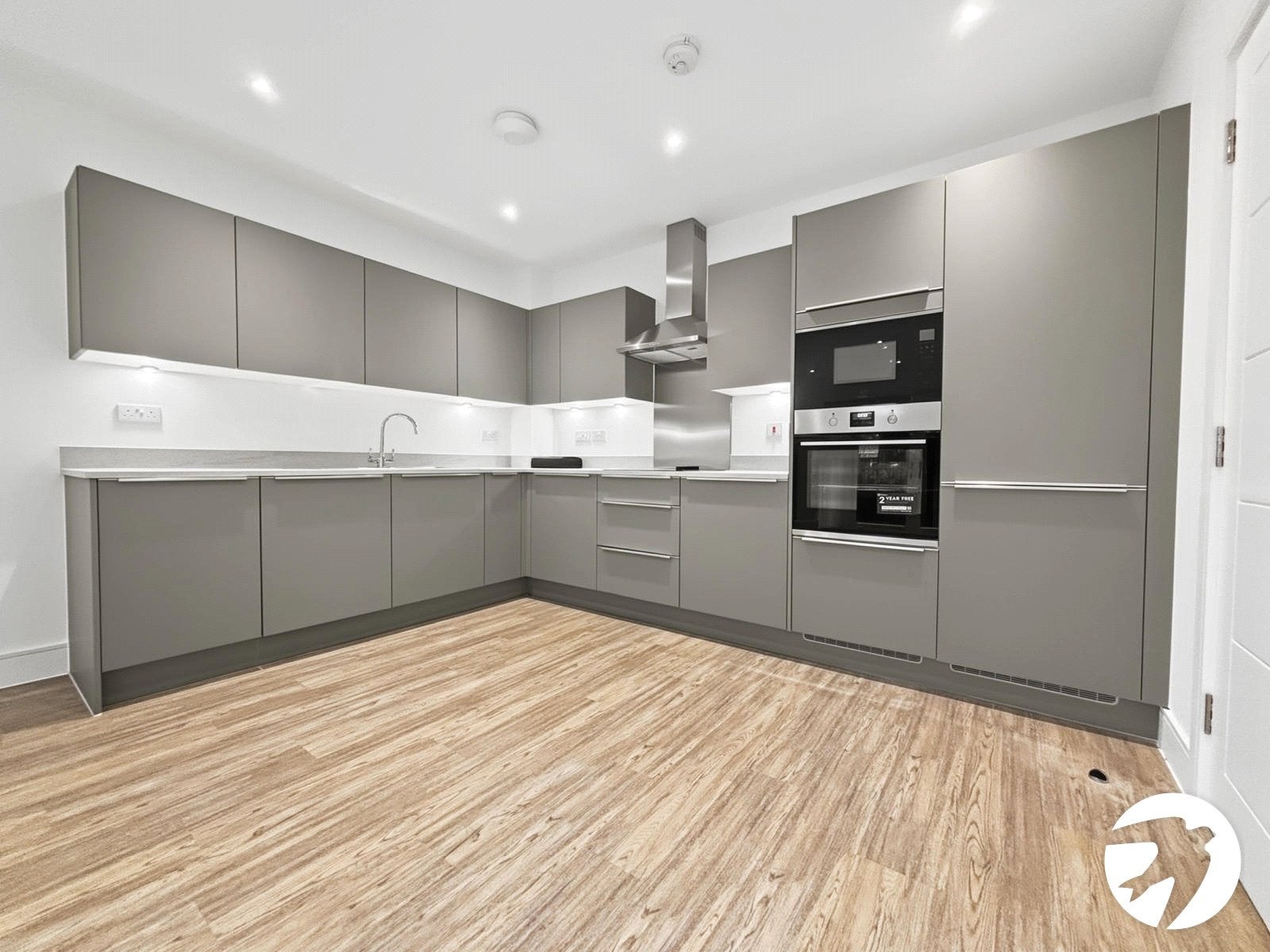 Flat Loampit Road in Greater London