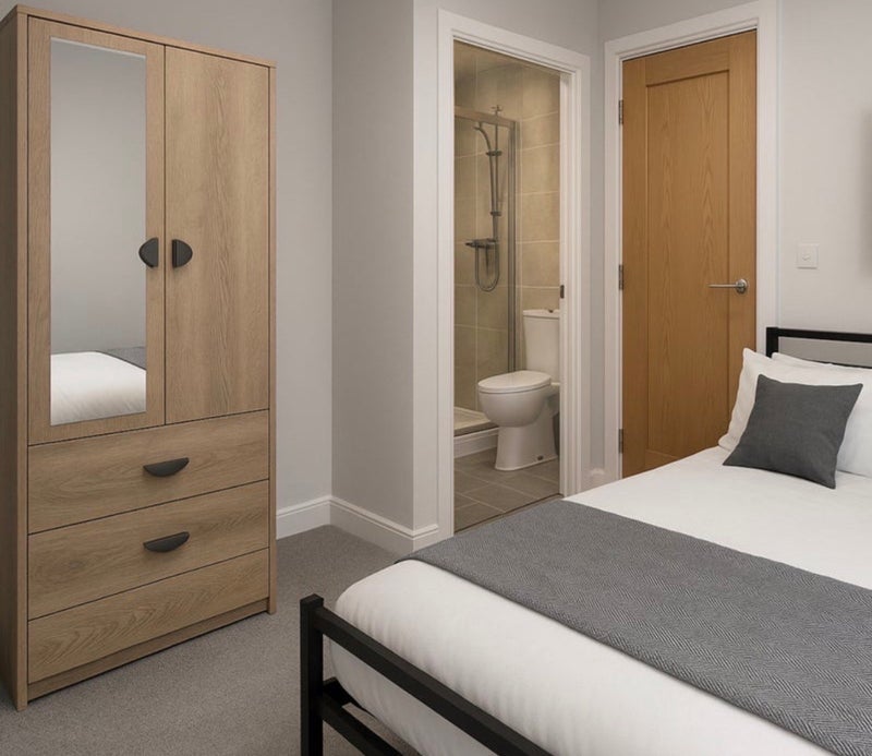 Room Warwick Road in Metropolitan Borough of Solihull