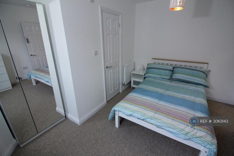 Room Chatsworth Road in Bristol