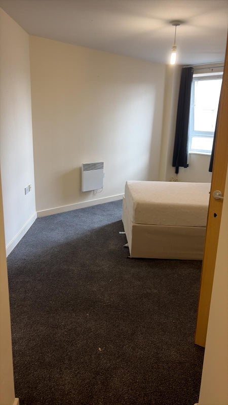 Room Tuns Lane in Slough
