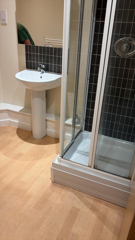 Room Tuns Lane in Slough