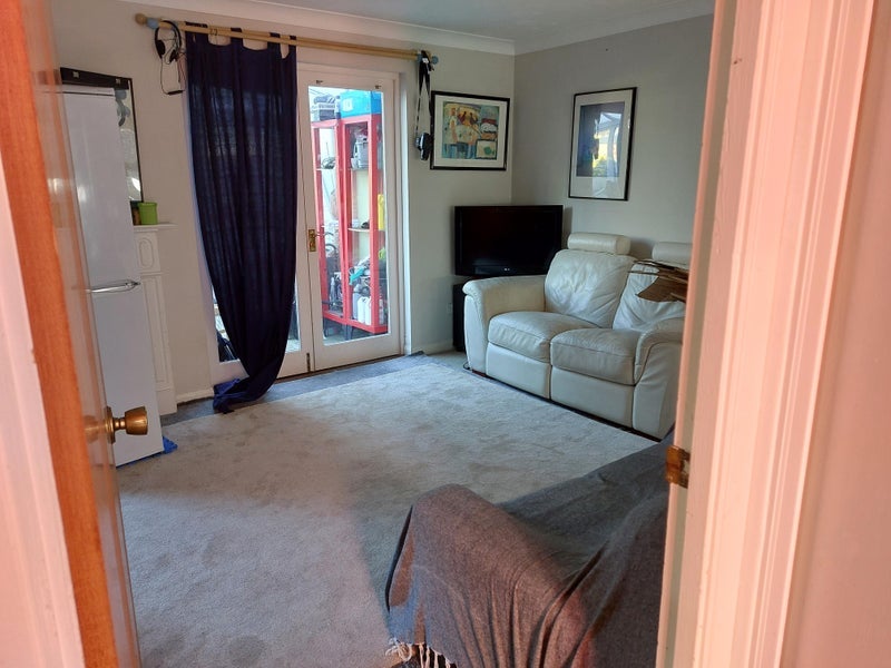 Room Lockesfield Place in Greater London