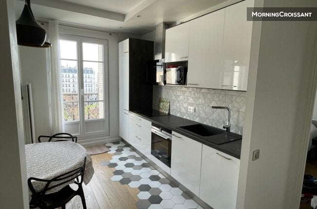 Flat Rue Voltaire in Levallois-Perret