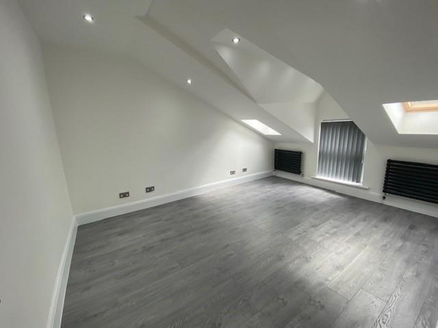 Flat Hassop Way in Liverpool
