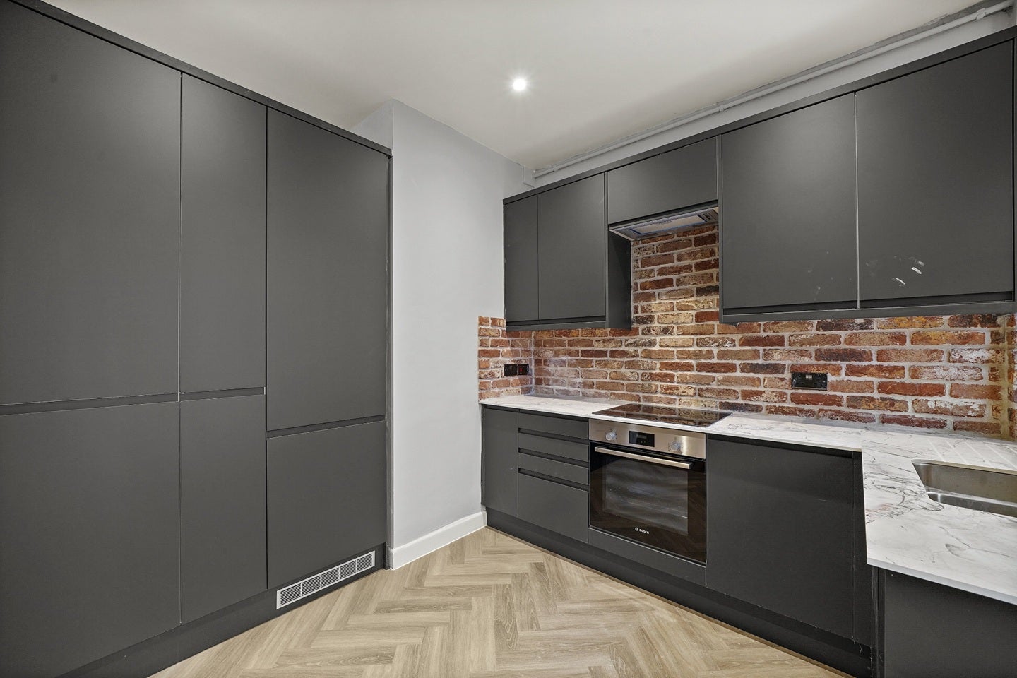 Flat Bourne Avenue in Bournemouth