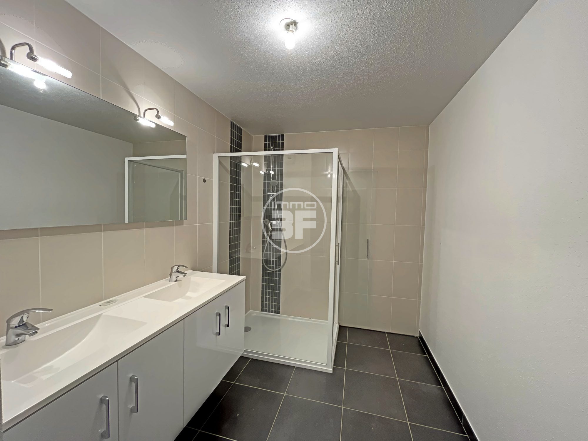 Flat Rue de Rosenau in Village-Neuf