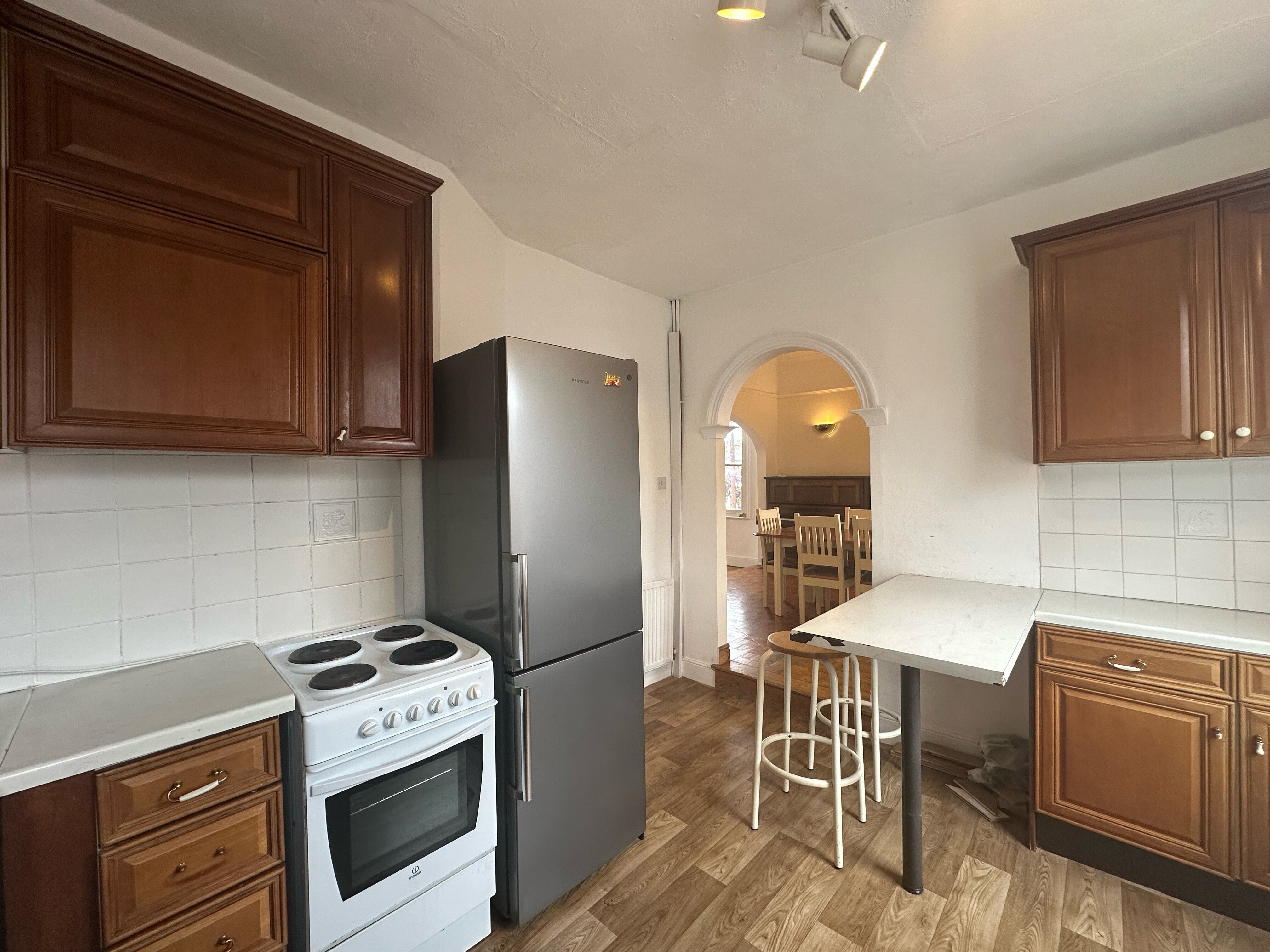 Flat Priory Terrace in Royal Leamington Spa