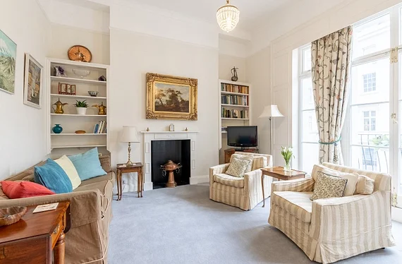 Flat Gloucester Street in City of Westminster