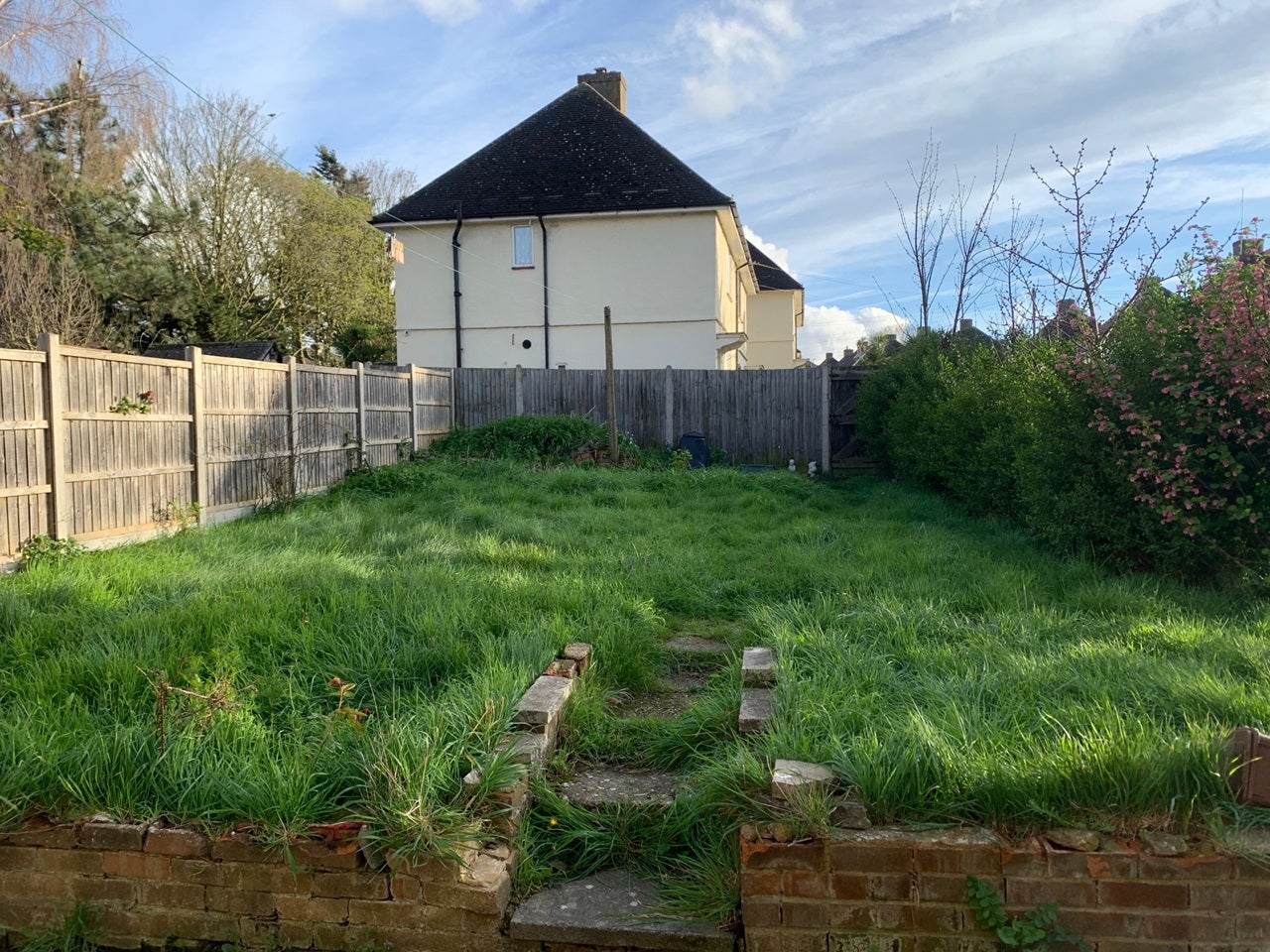 House Crayford Road in Greater London