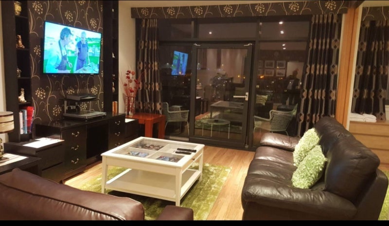 Room Lancefield Quay in Glasgow