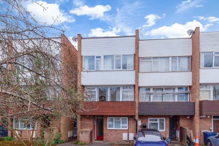 Room Horwood Close in Oxford