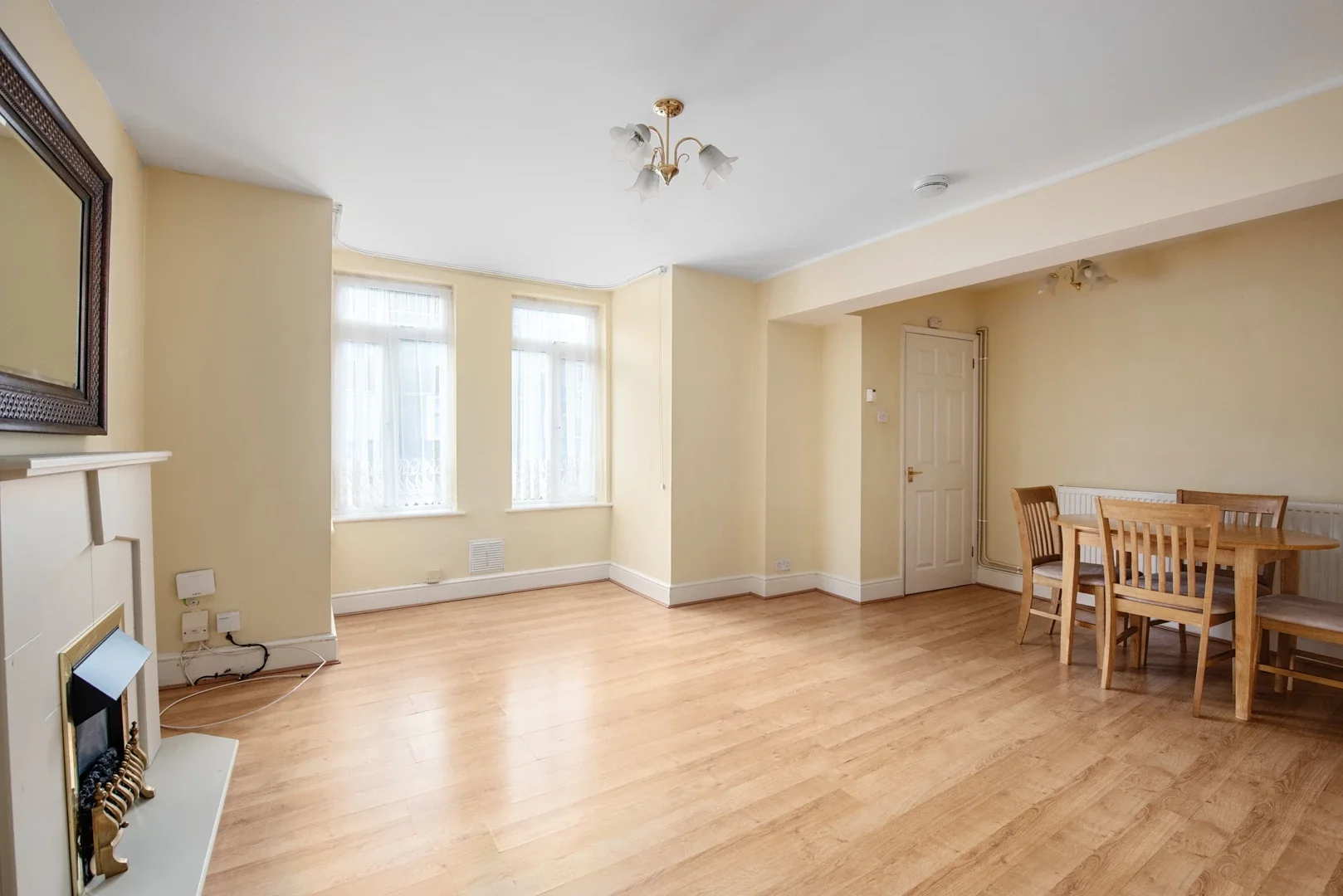 Flat Rectory Road in Rushmoor