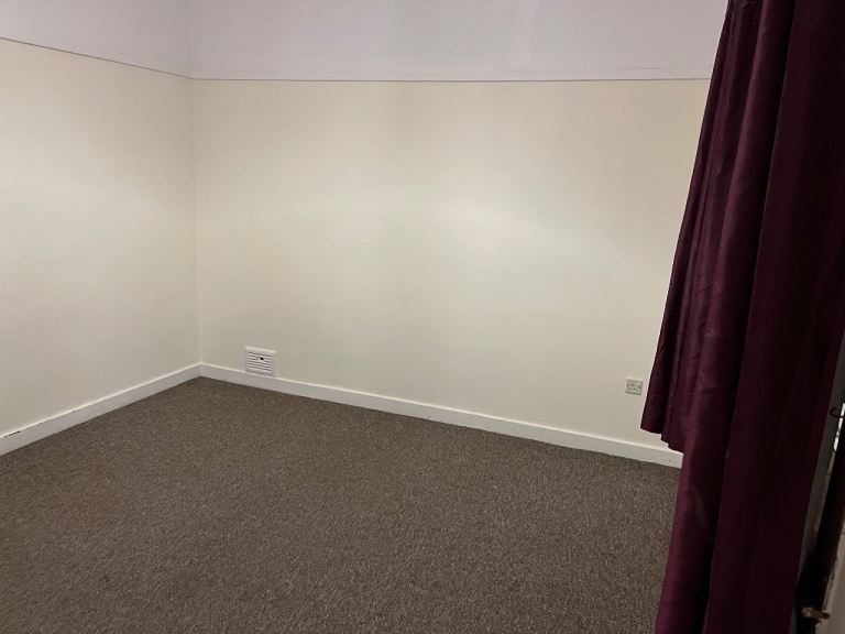 Flat Woodburn Road in Falkirk
