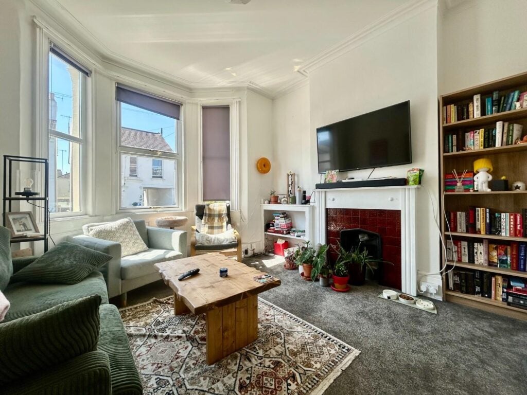 Flat Goldstone Road in Portslade by Sea