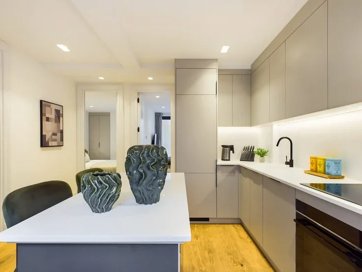 Flat Malvern Road in Greater London
