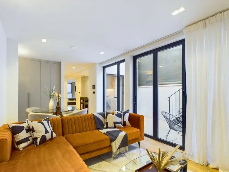 Flat Malvern Road in Greater London