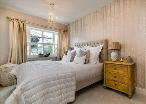 Flat Temperley Road in Greater London