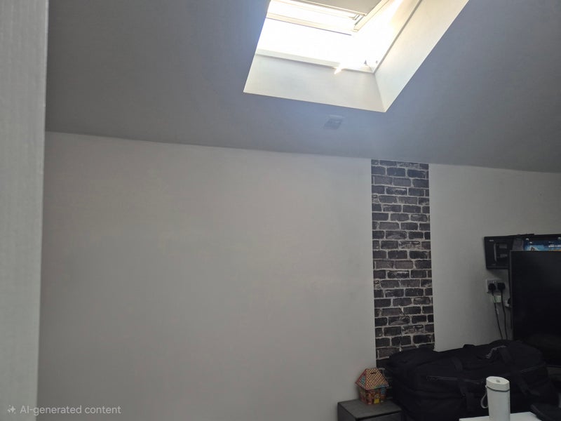 Room Dursley Road in Bristol