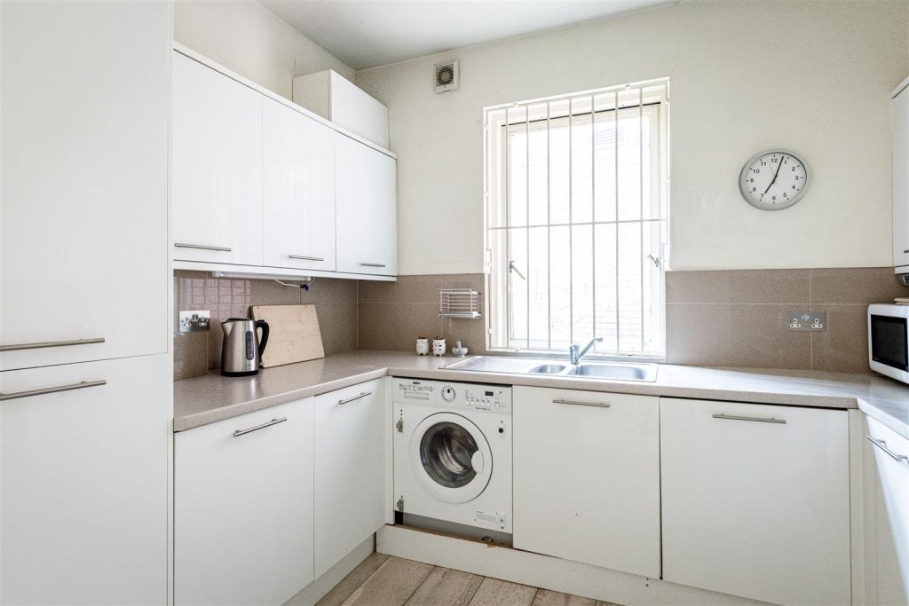 Flat Napier Place in Greater London