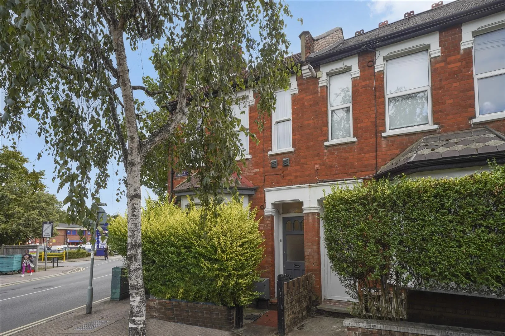 House Forward Drive in Greater London