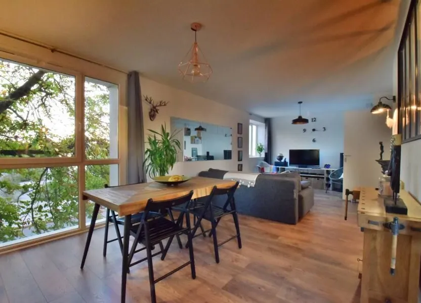 Appartement Rue Collado Villalba à Bègles