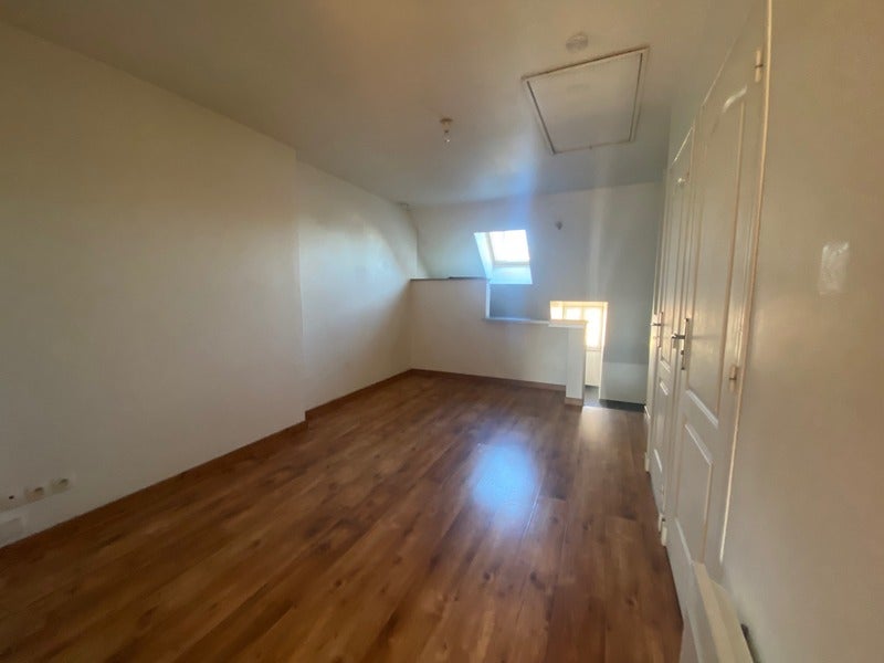 Appartement Rue Dumerbion à Charleville-Mézières