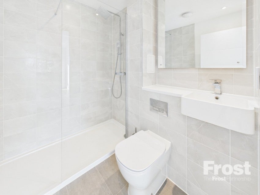 Flat Bath Road in Slough
