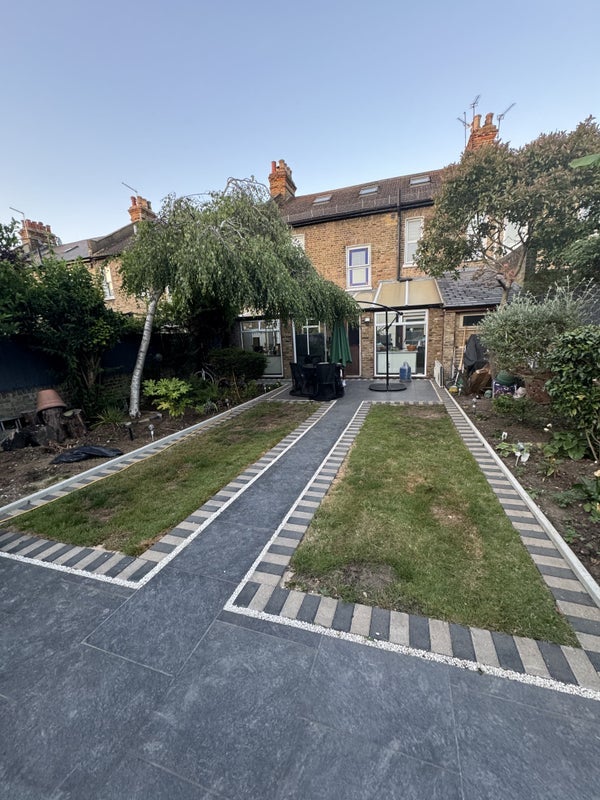 Room Wellmeadow Road in Greater London
