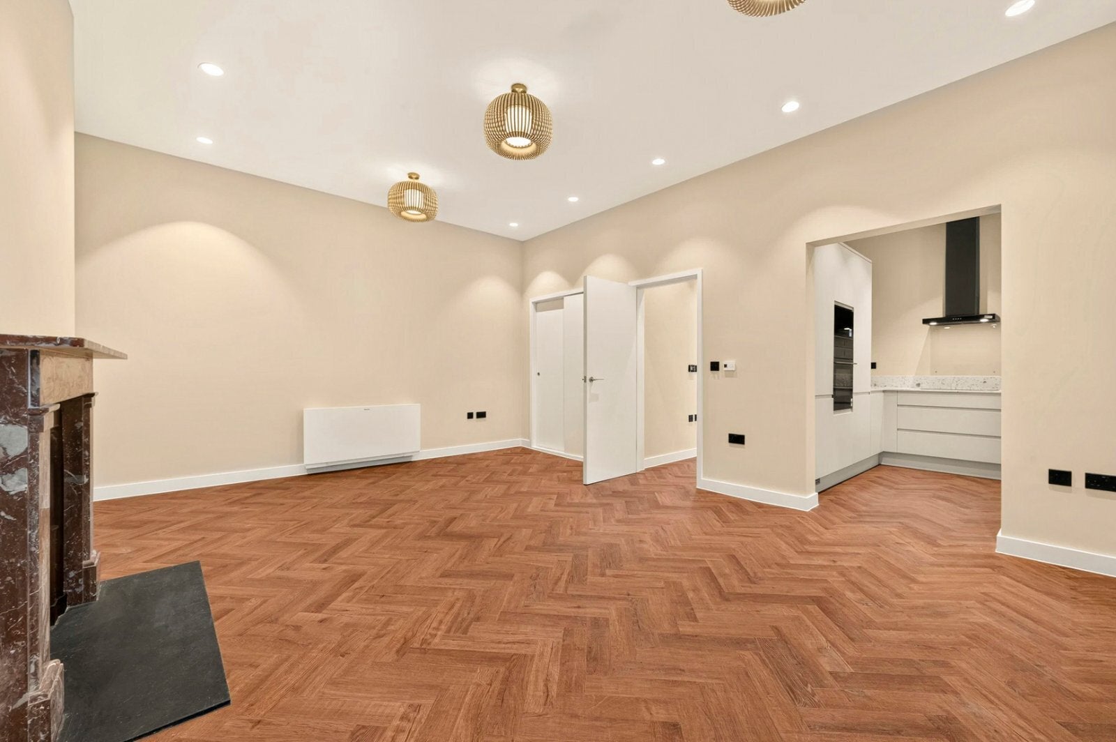 Flat Store Street in Greater London
