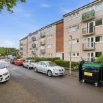 Flat Berryknowes Road in Glasgow