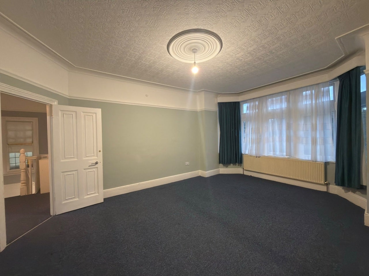 Flat Emerson Road in Greater London