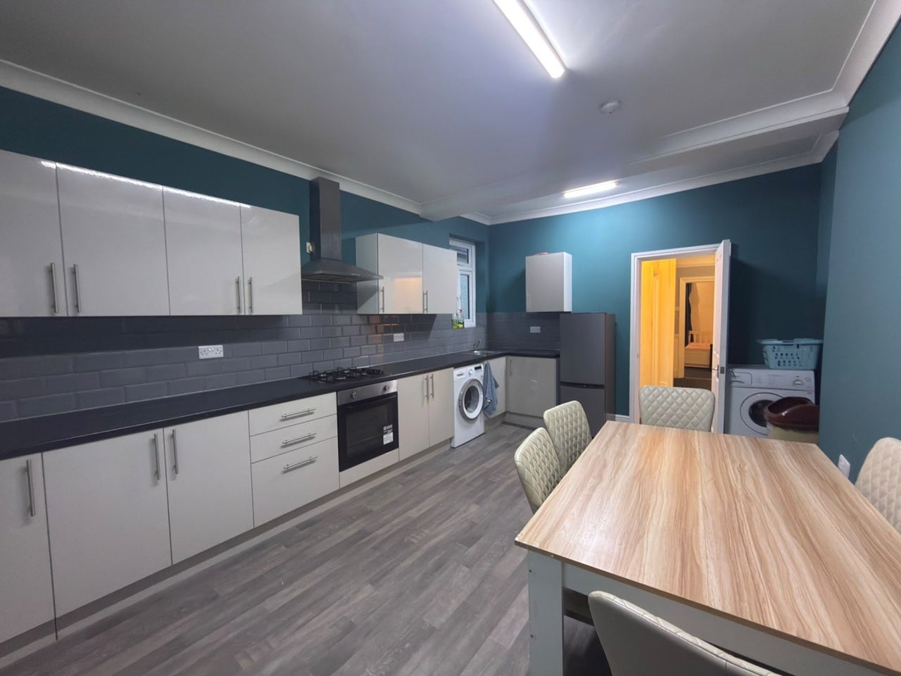 Flat Emerson Road in Greater London