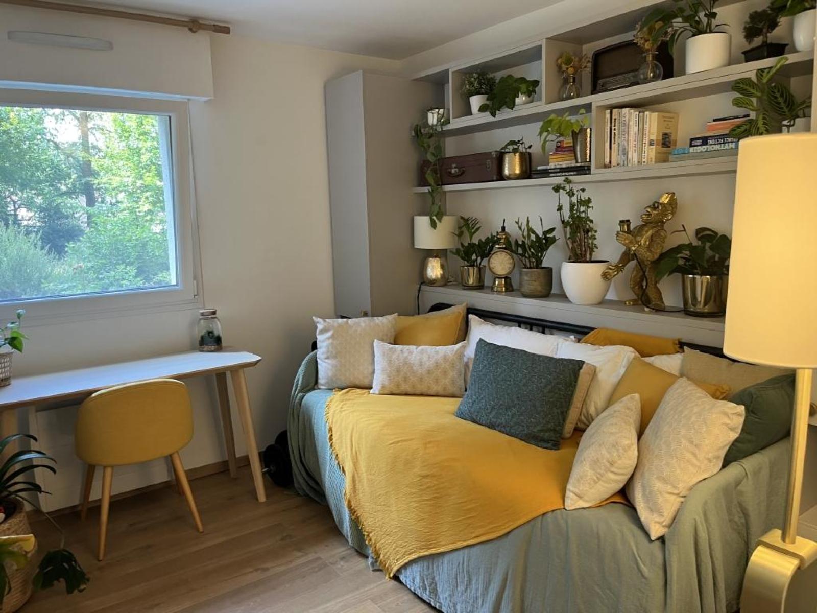Flat Rue de la Louvière in Lille