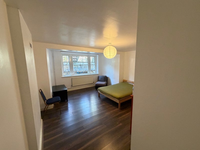 Room Maitland Place in Greater London