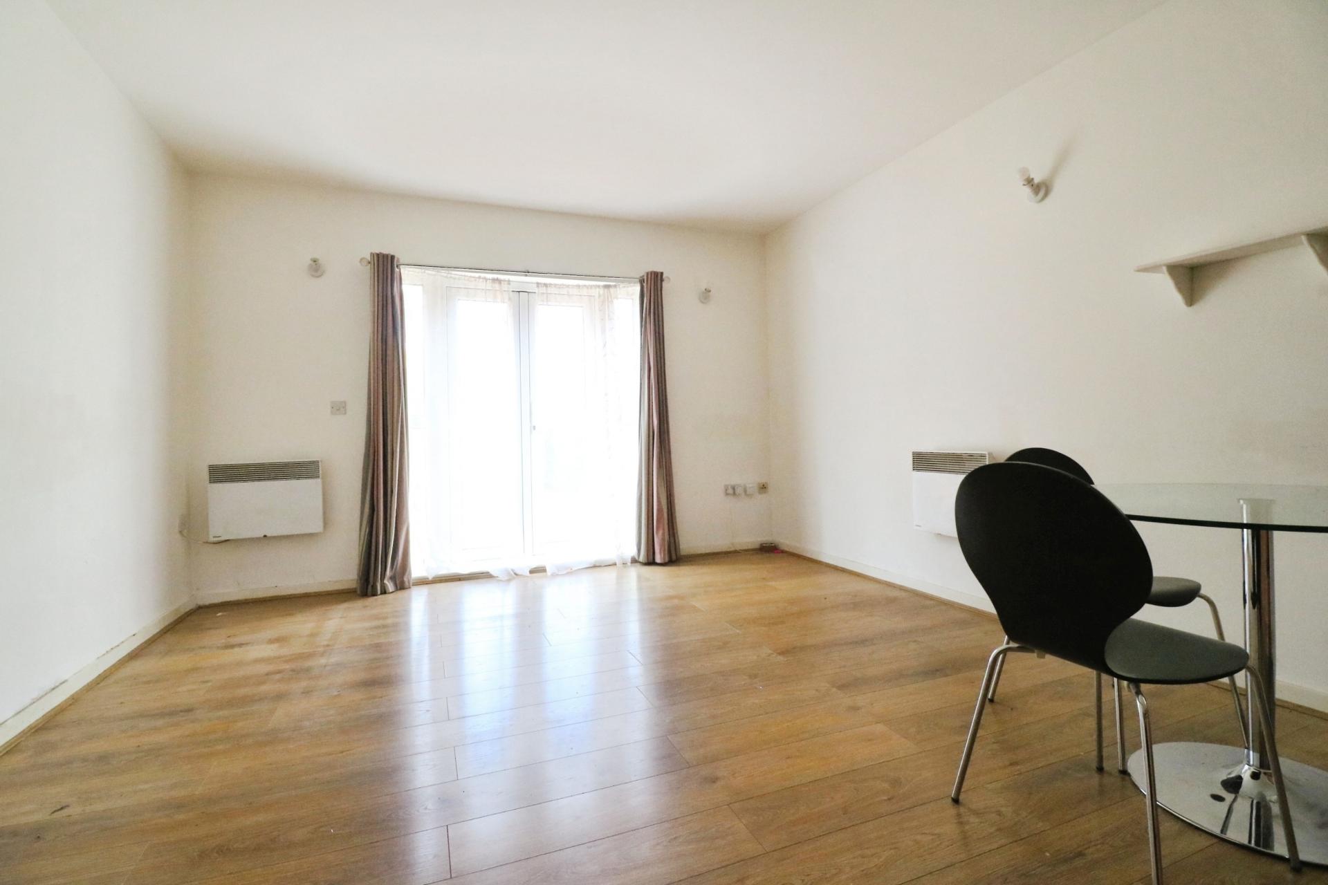Flat Sovereign Heights in Slough