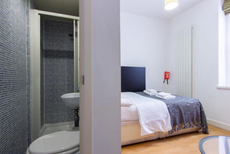 Room North Gower Street in Greater London