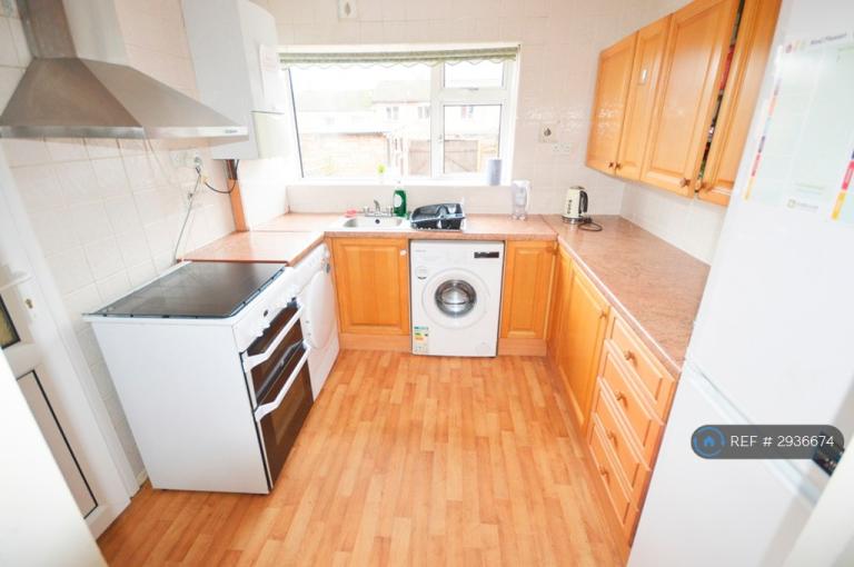 Room Penrose Close in Coventry