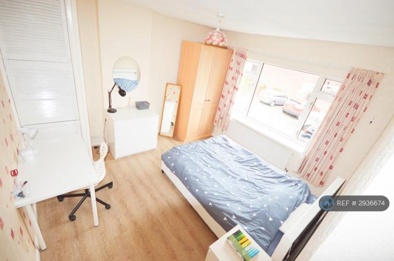 Room Penrose Close in Coventry