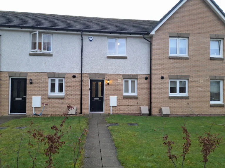 House Craigtower Road in New Stevenston